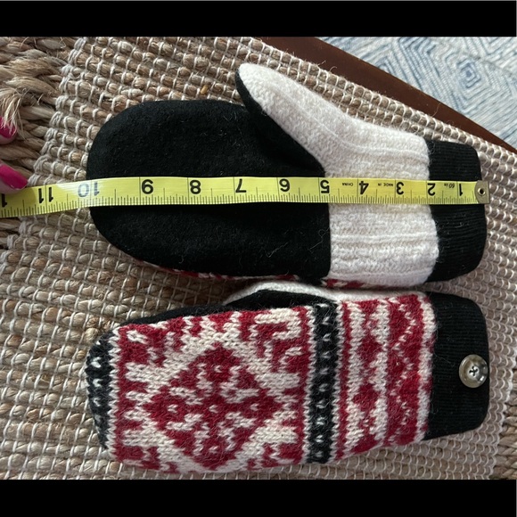 Felted Wool Mittens - new handmade - Picture 3 of 9